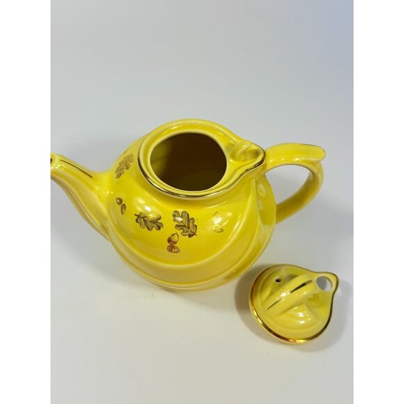 Hall Teapot Vintage #0799 Canary With Gold Trim Leaves & Acorns Hook Lid 6 Cups - Picture 15 of 16